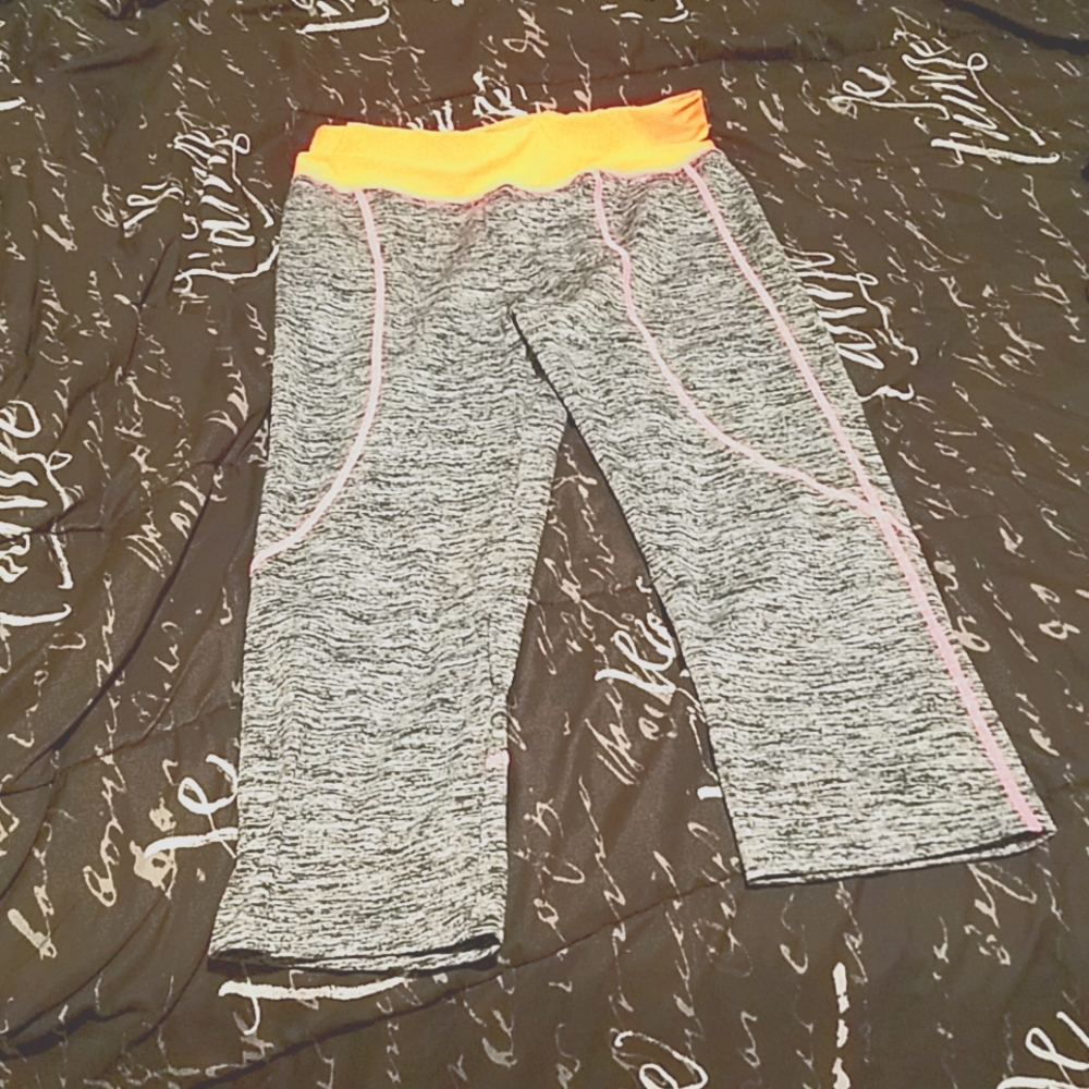 Pink athletic leggings